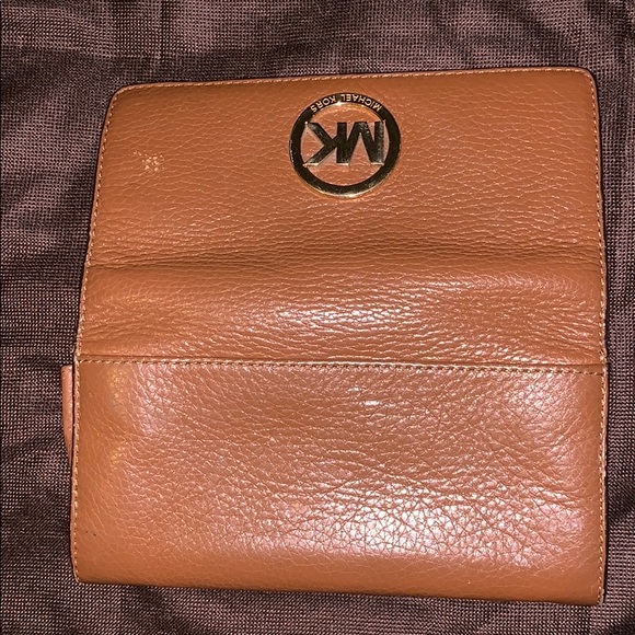 Michael Kors wallet - Picture 5 of 7